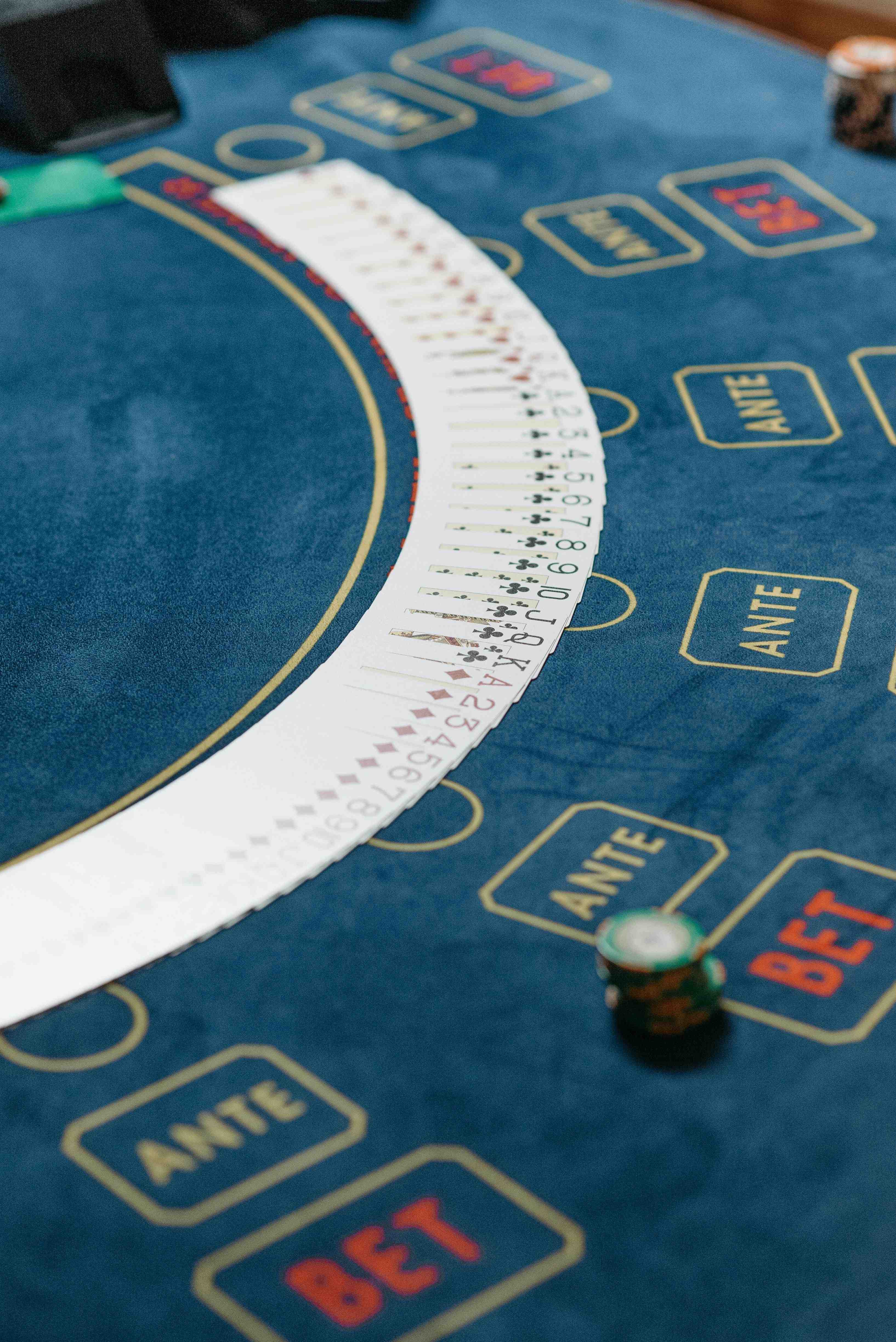 Giao diện sv388 com với thể thao và casino trực tuyến cho người Việt